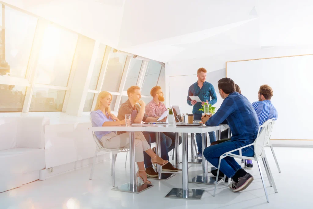 Jak tworzyć lejki sprzedażowe w B2B i B2C