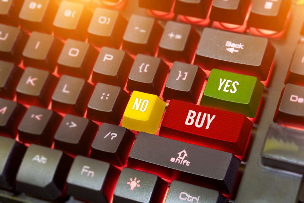 Strona www czy własny sklep internetowy? Jak wybrać właściwie?