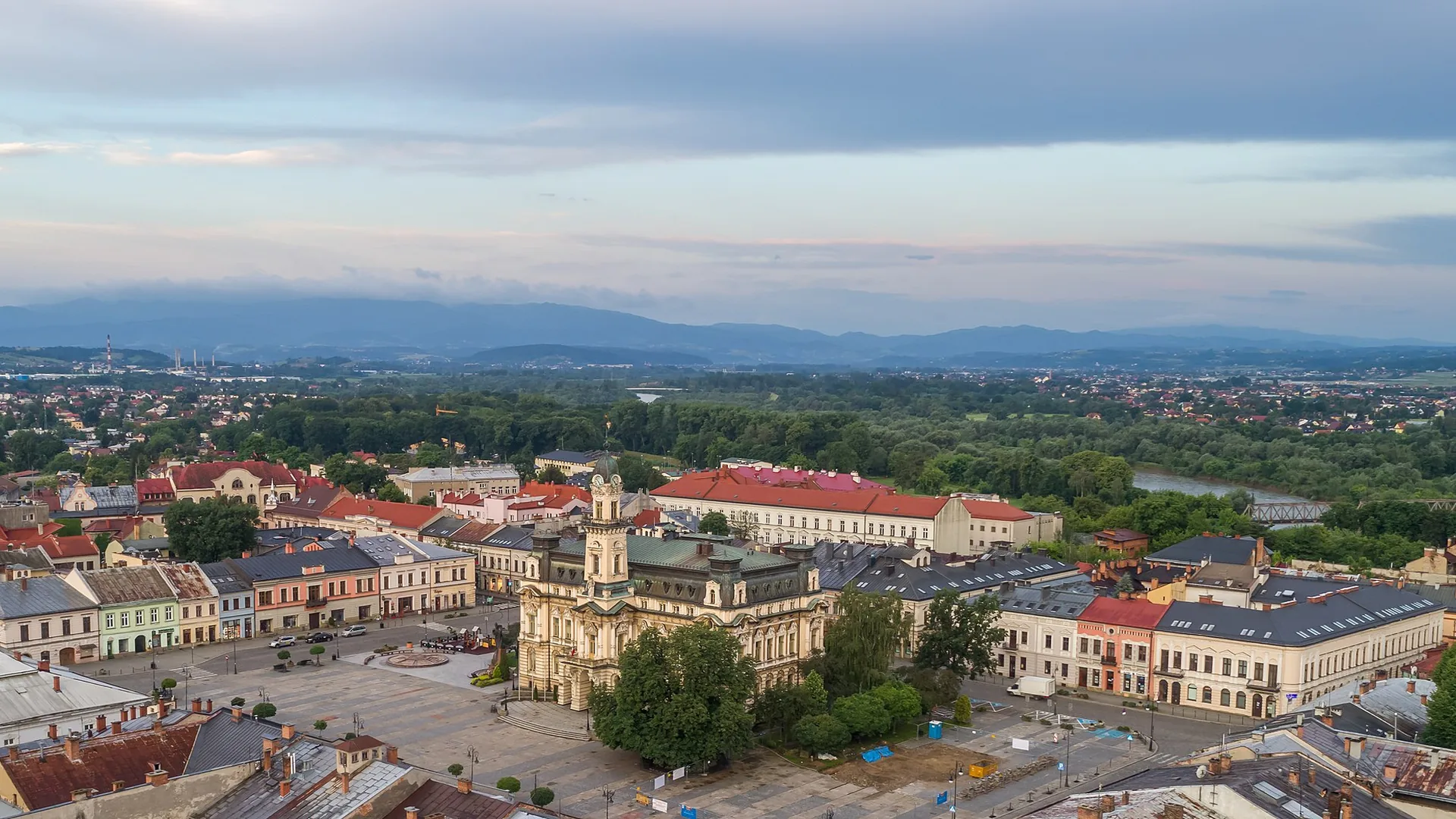 Nowy Sącz - panorama miasta, Sklepy internetowe w Nowym Sączu